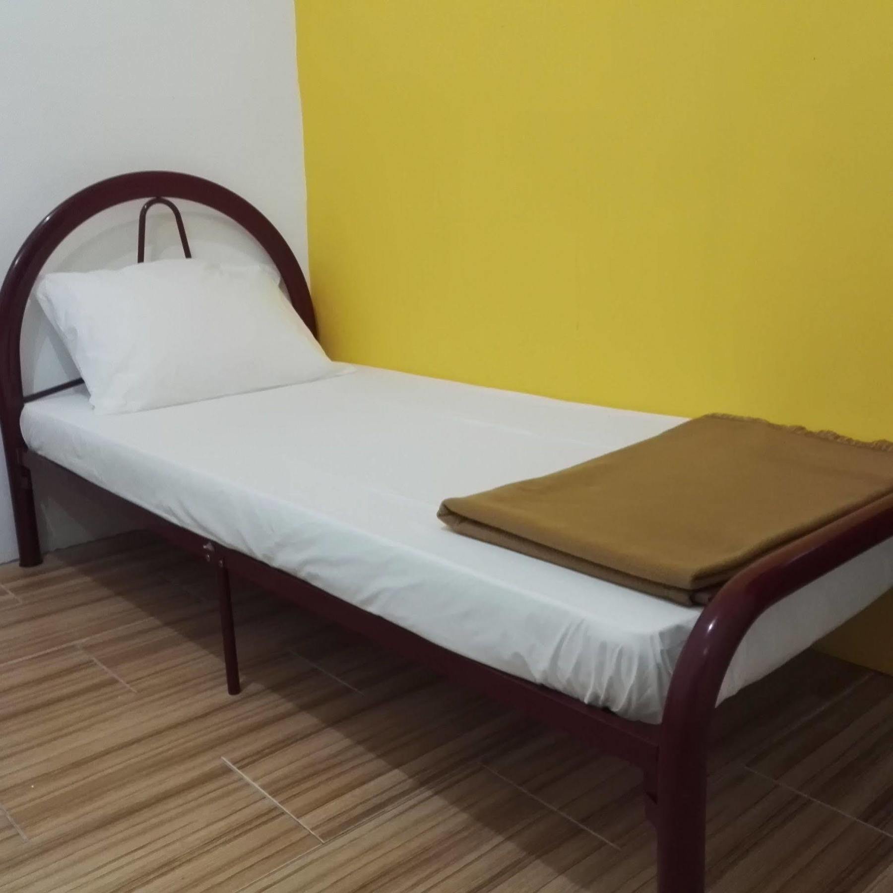 Spot On 89886 Backpacker'S Stay Services Kuching Bagian luar foto
